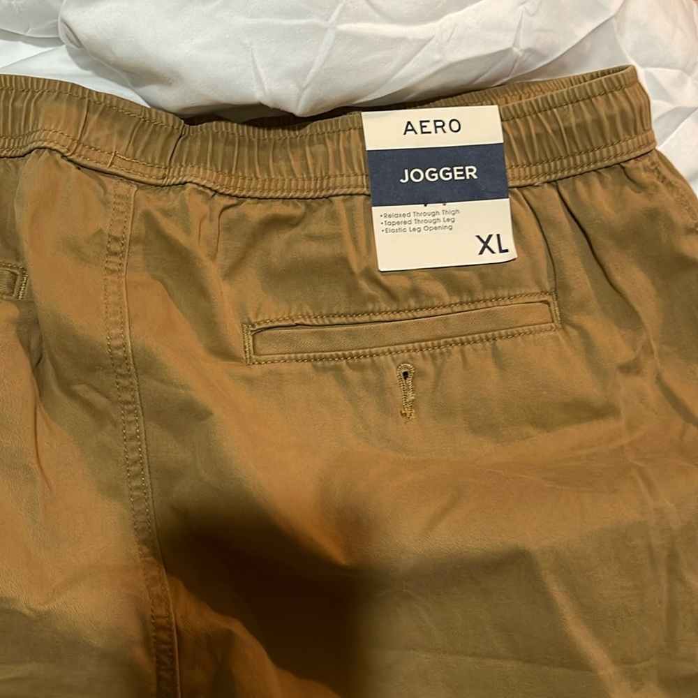 Men’s joggers size xl.. khaki color. New with tags.